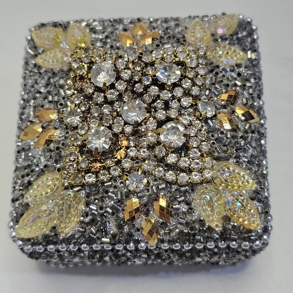 Boho Beaded Metal Trinket Box Silver & Gold Small Vintage L👀K Bombay Pier One ?